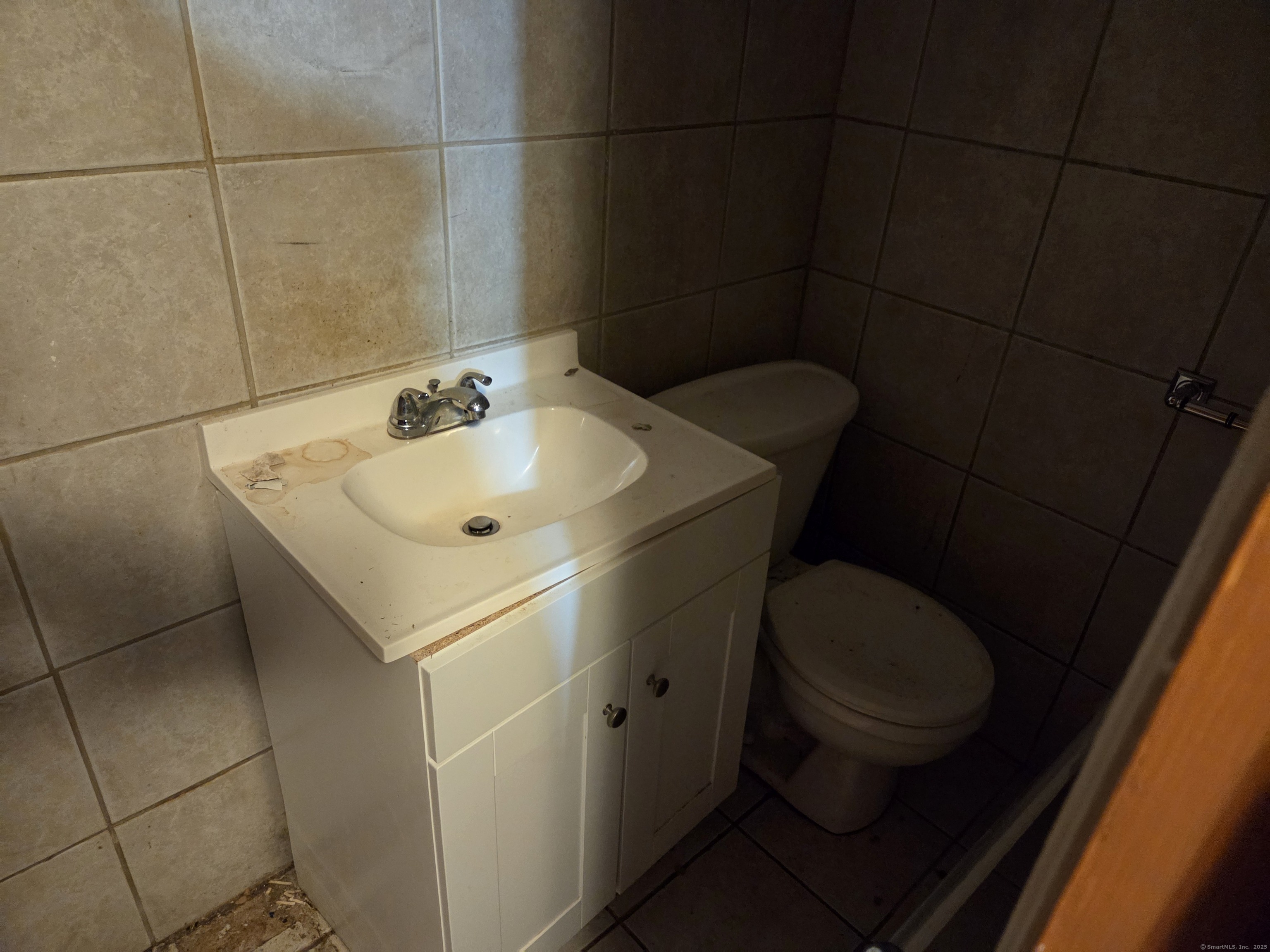 33 Mountainville, Danbury, Connecticut 06810