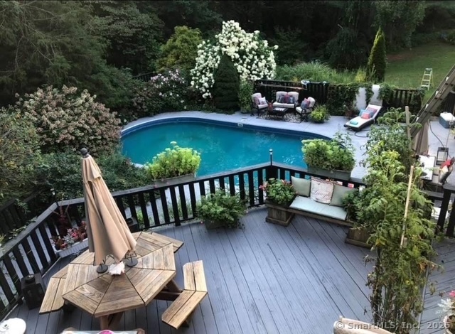 135 Wildwood, Stratford, Connecticut 06614