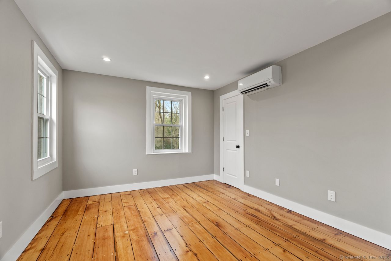 280 Mill, North Haven, Connecticut 06473