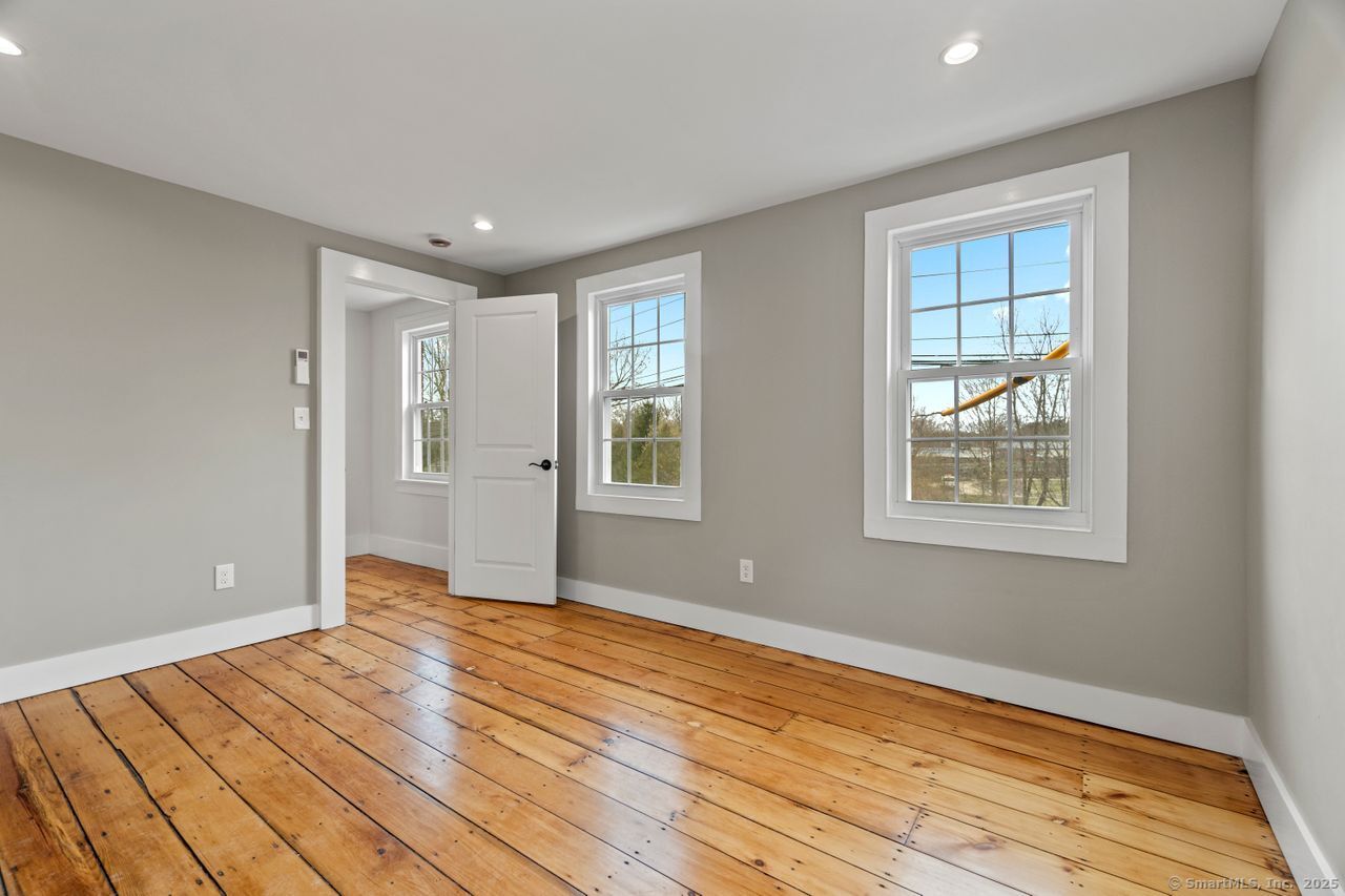 280 Mill, North Haven, Connecticut 06473