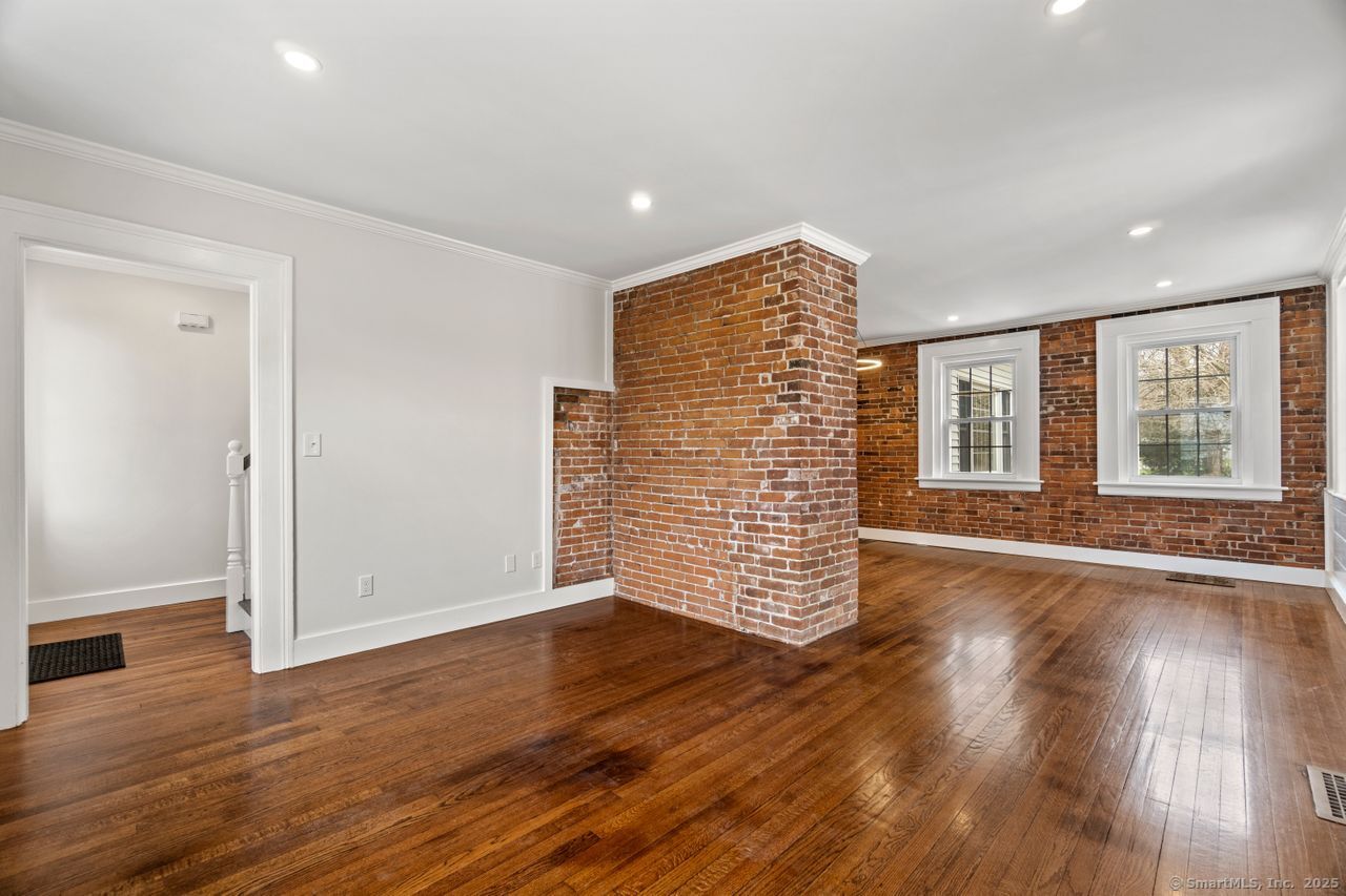 280 Mill, North Haven, Connecticut 06473