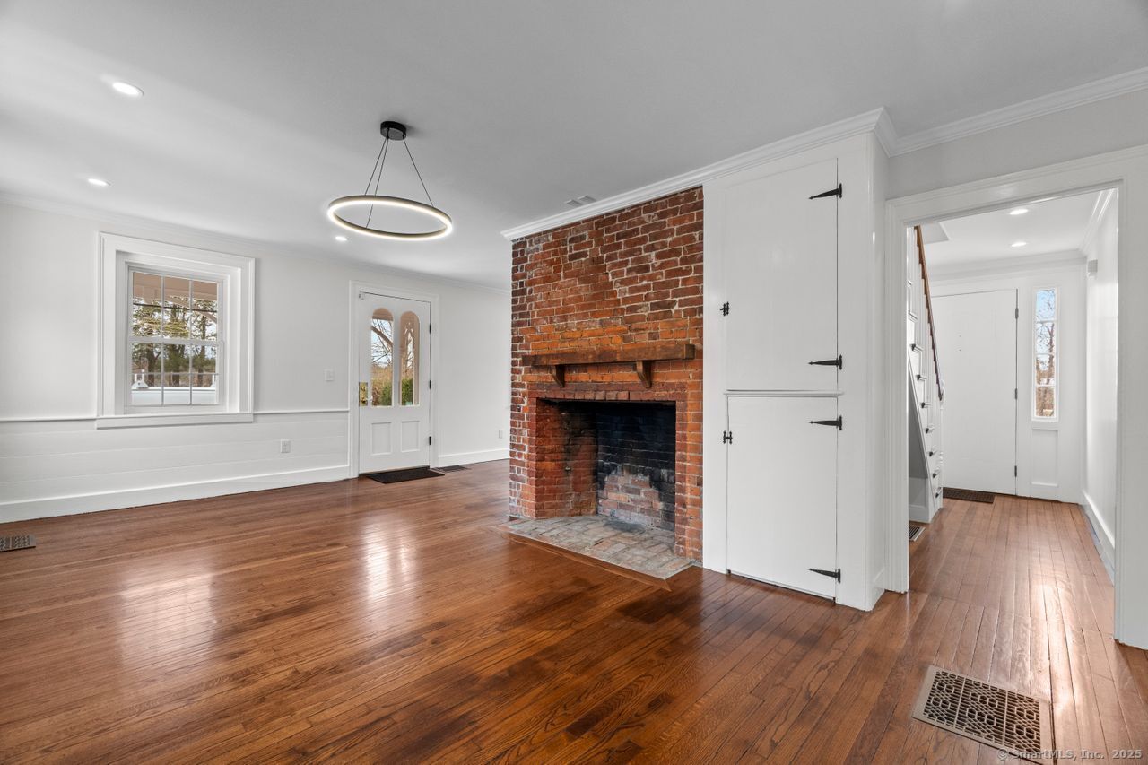 280 Mill, North Haven, Connecticut 06473