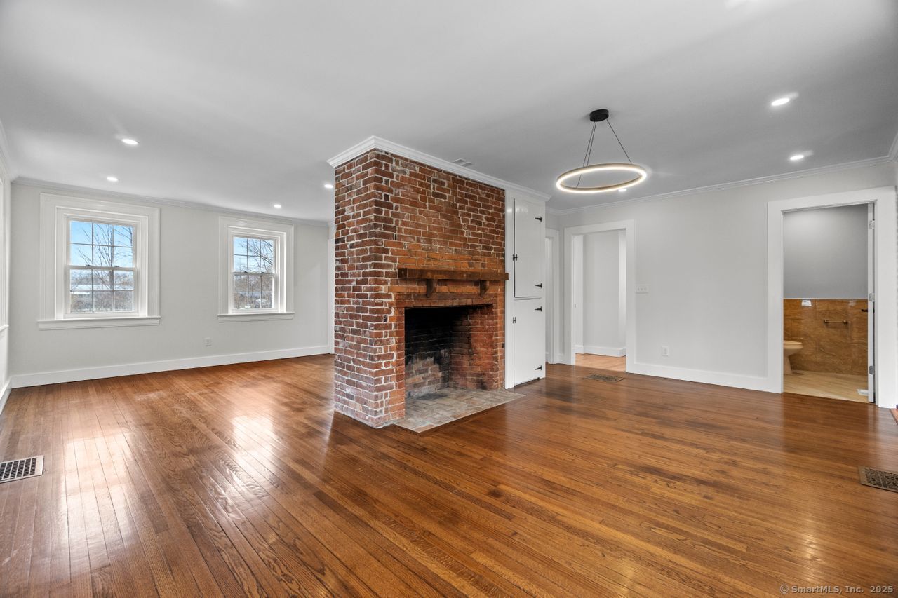 280 Mill, North Haven, Connecticut 06473