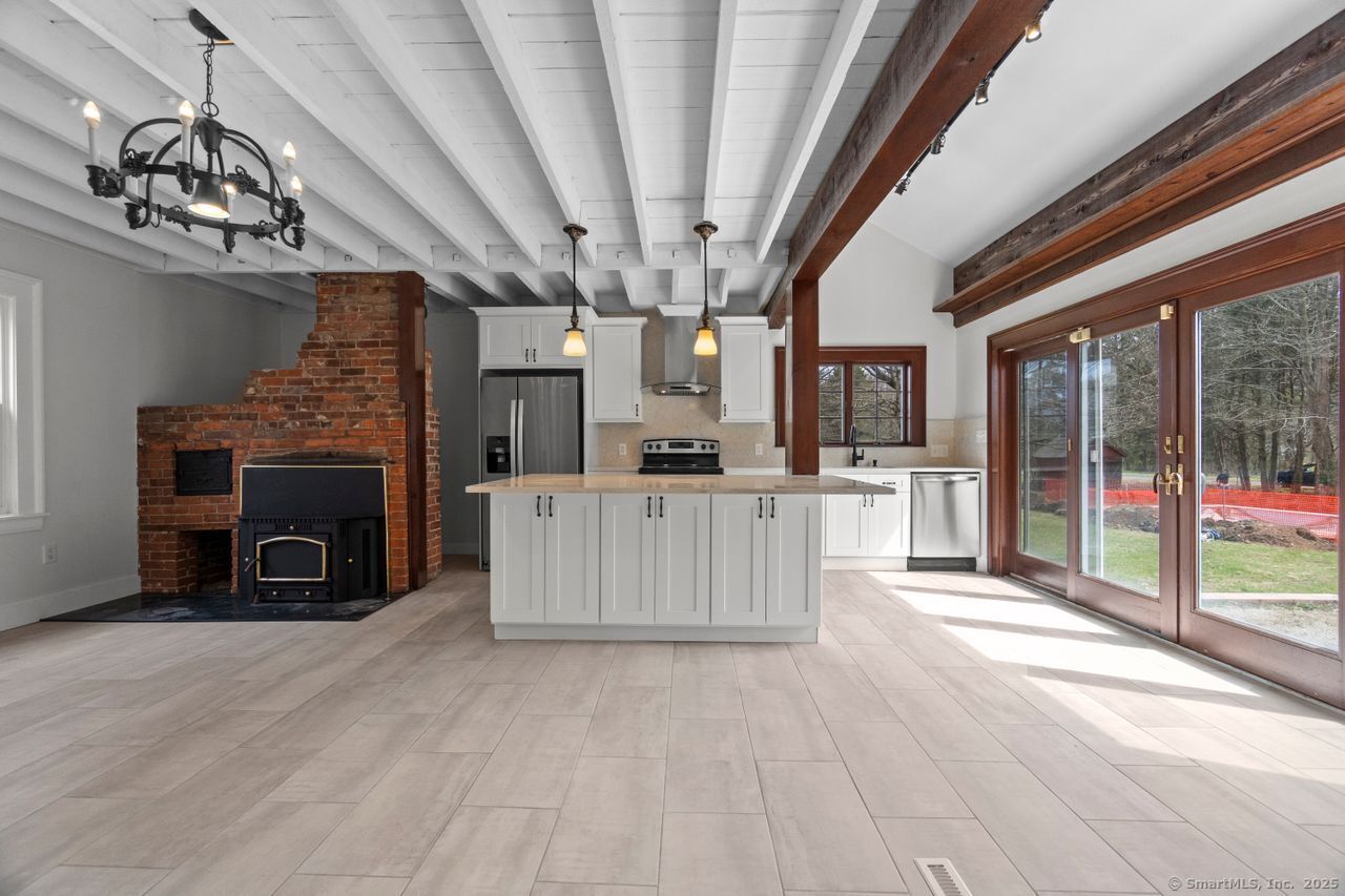280 Mill, North Haven, Connecticut 06473