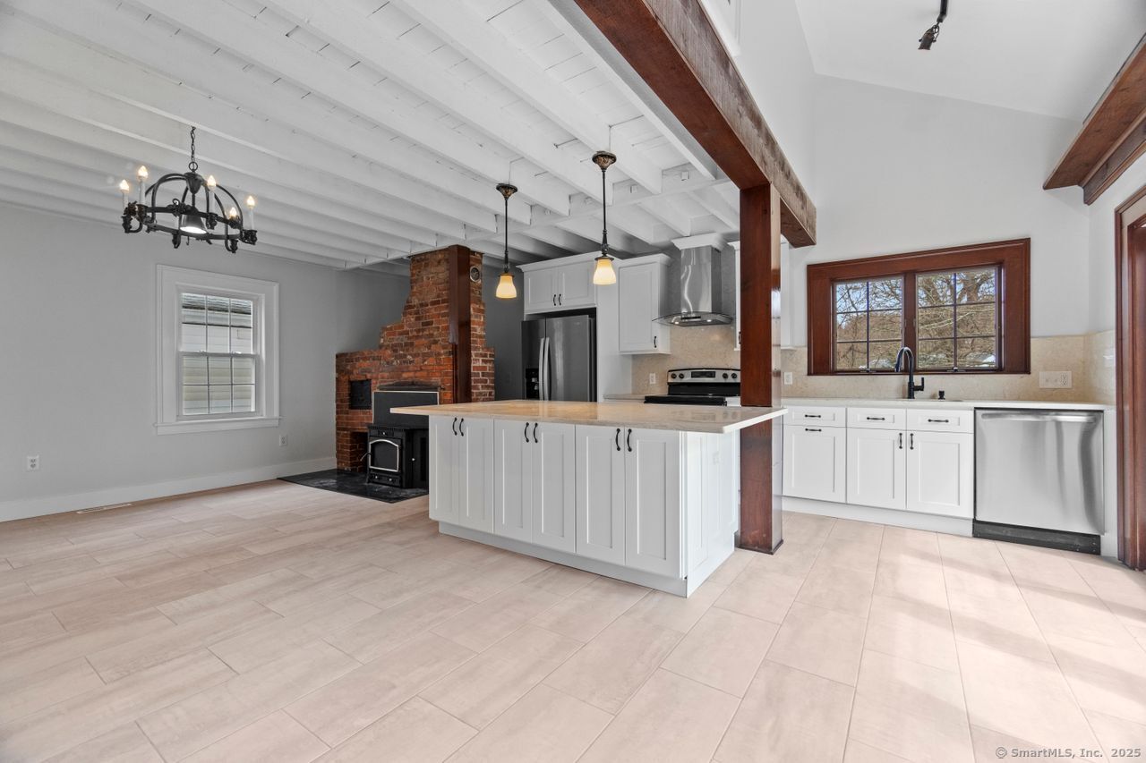 280 Mill, North Haven, Connecticut 06473