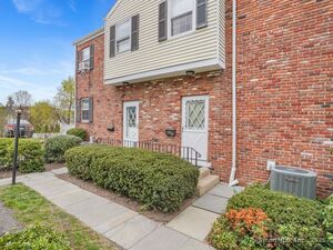 66 Seaside Avenue, Unit E