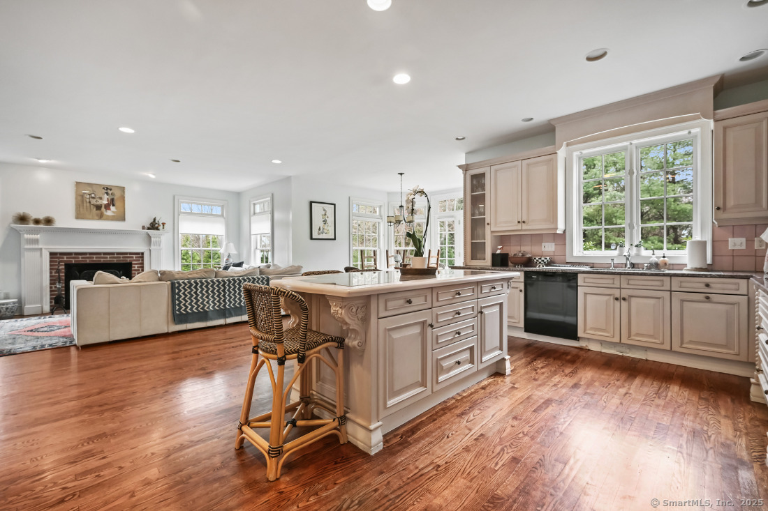 230 Winton, Fairfield, Connecticut 06824