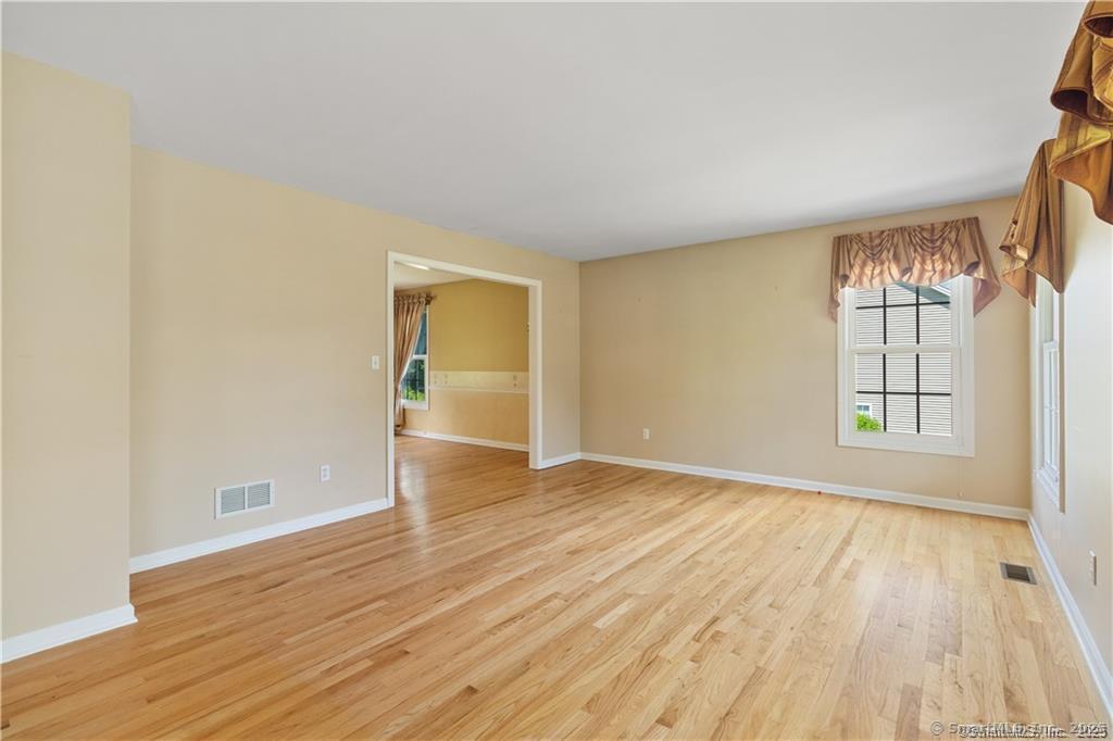 14 Mayflower, Shelton, Connecticut 06484