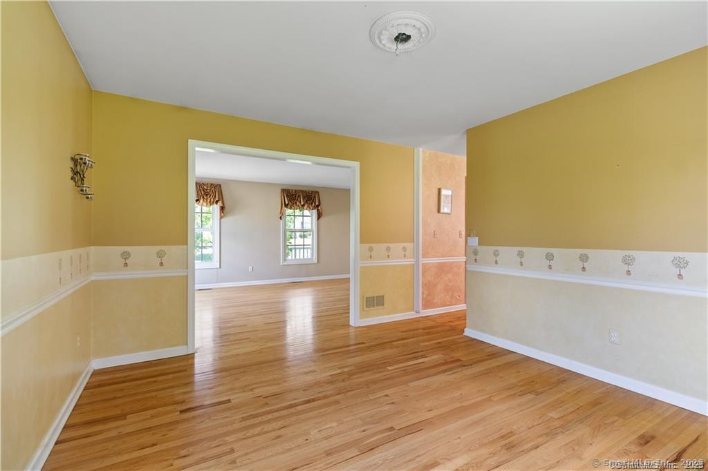 14 Mayflower, Shelton, Connecticut 06484