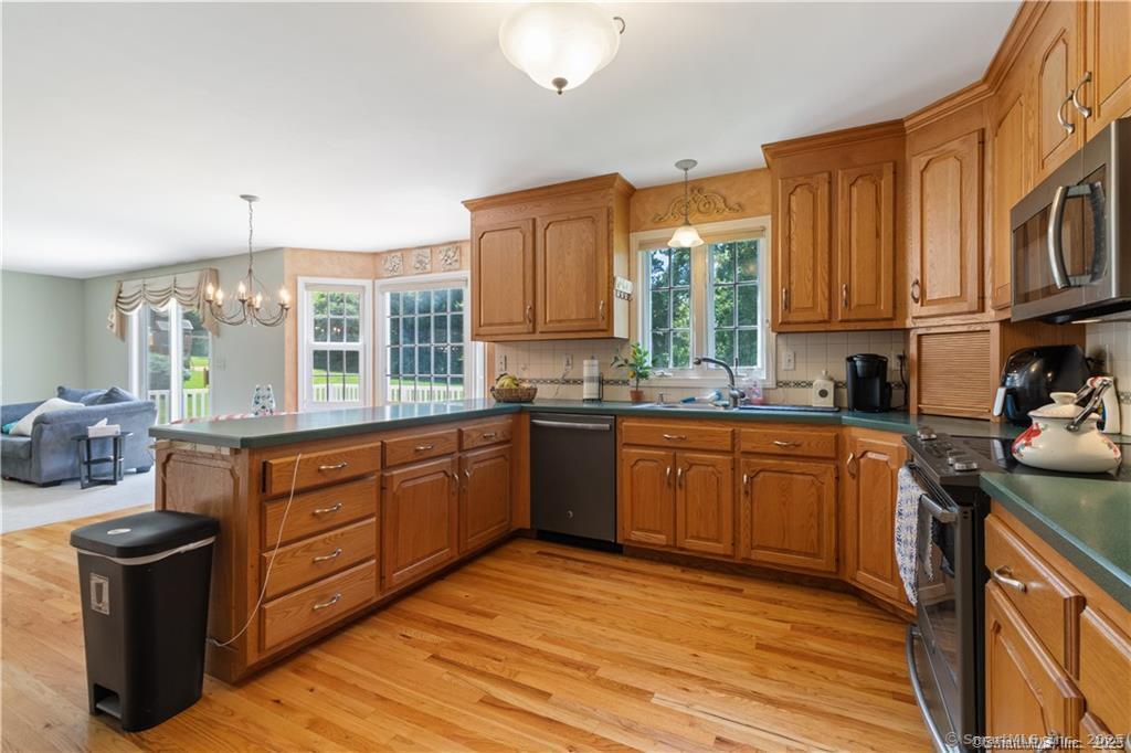 14 Mayflower, Shelton, Connecticut 06484