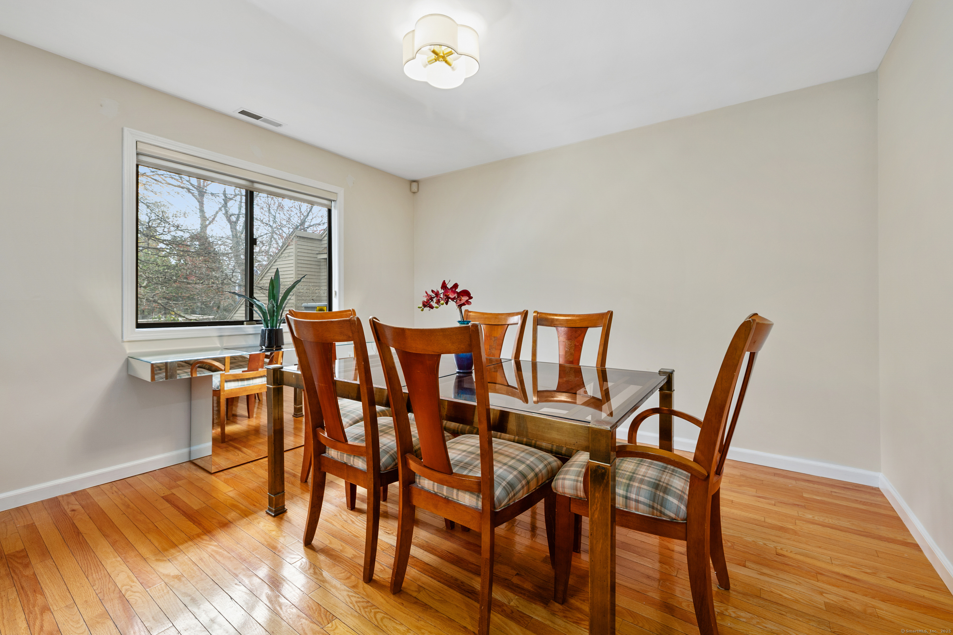 150 Hope, Stamford, Connecticut 06906