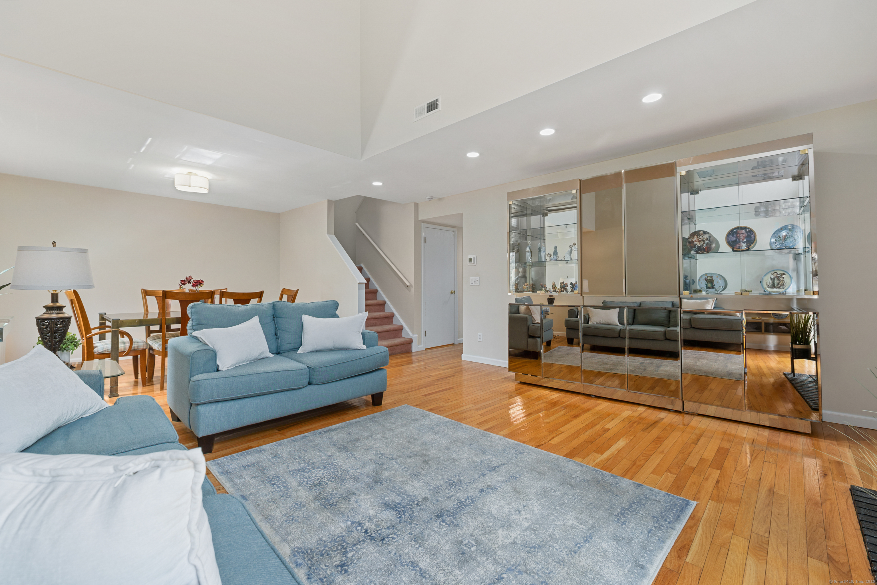 150 Hope, Stamford, Connecticut 06906