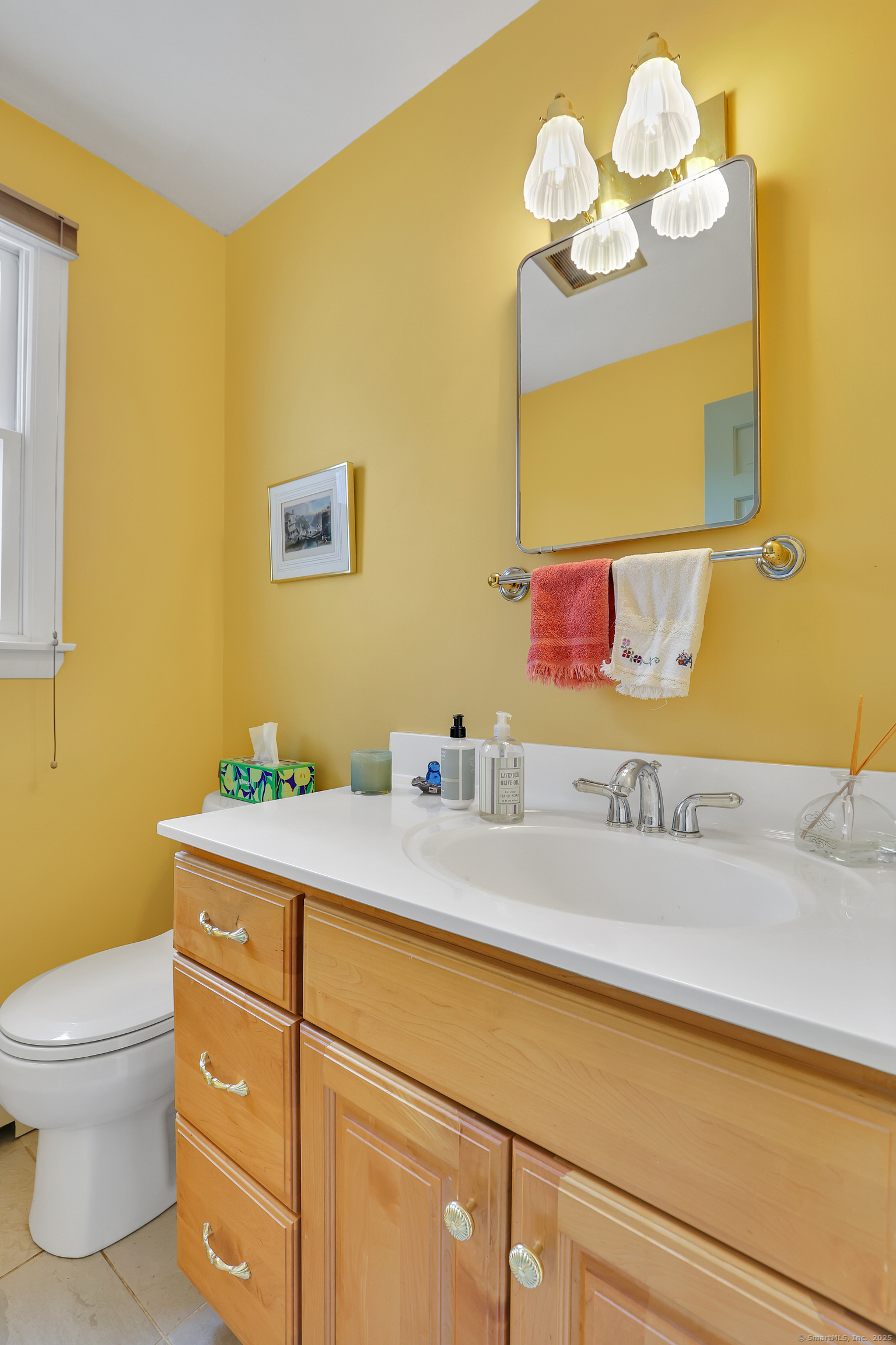 39 Daffodil, Meriden, Connecticut 06450