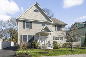 124 East Avenue, Unit 124