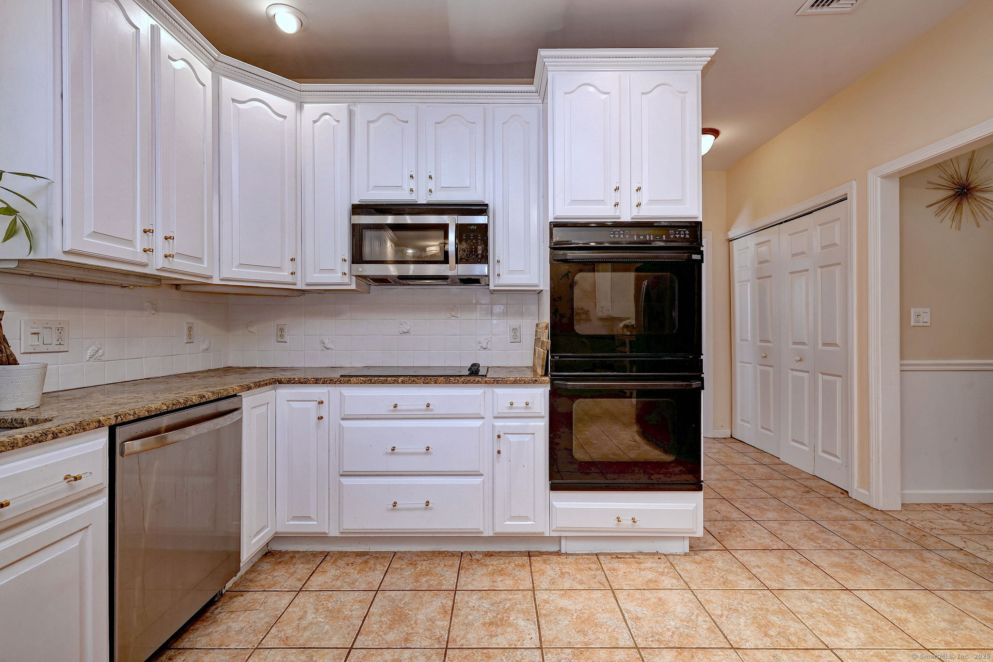 340 Webb, Monroe, Connecticut 06468