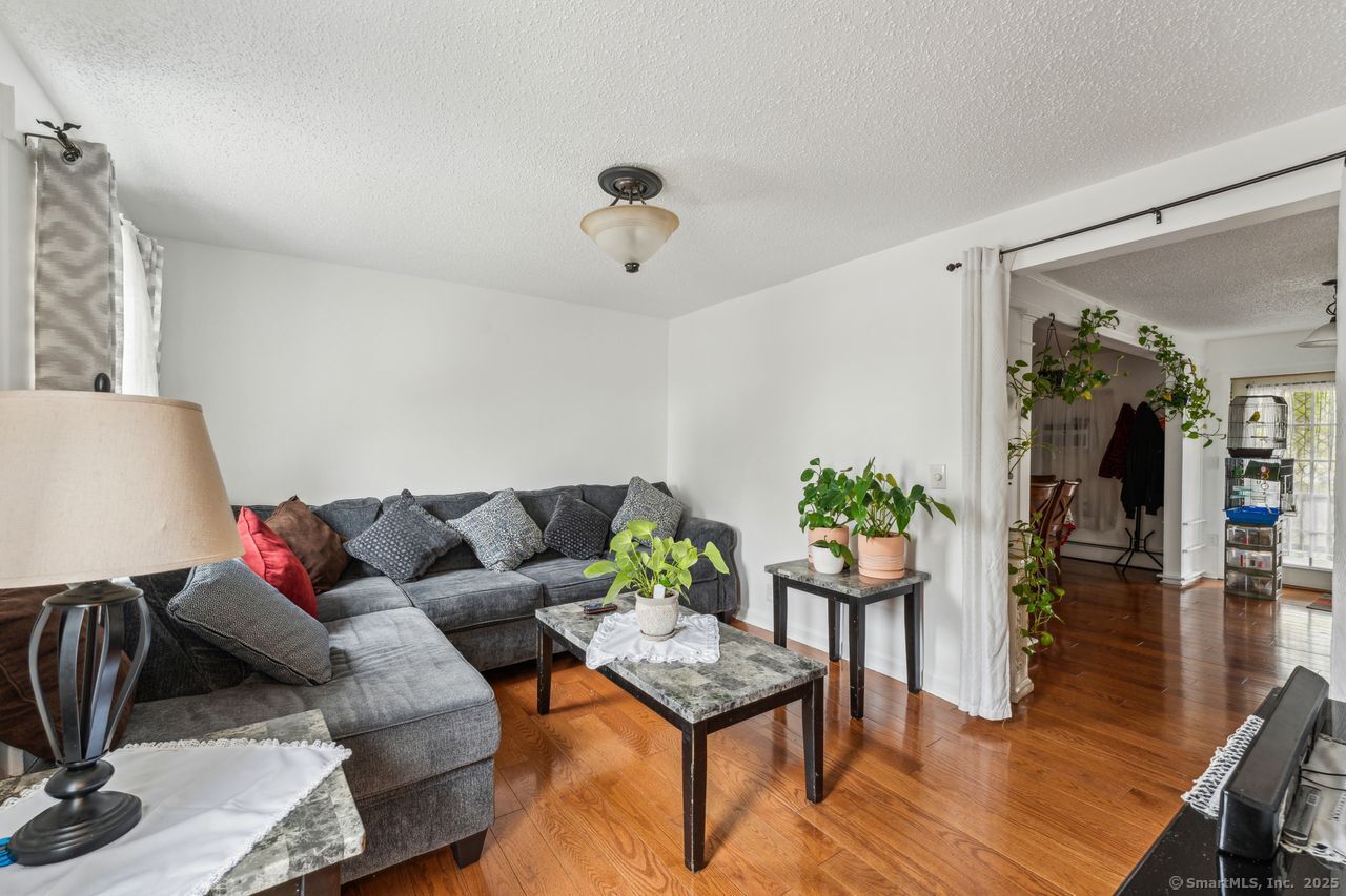 23 Market, New Haven, Connecticut 06513