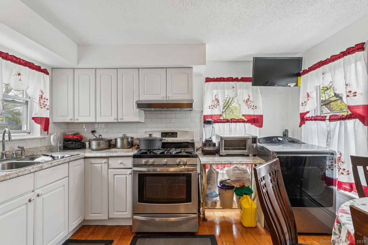 23 Market, New Haven, Connecticut 06513