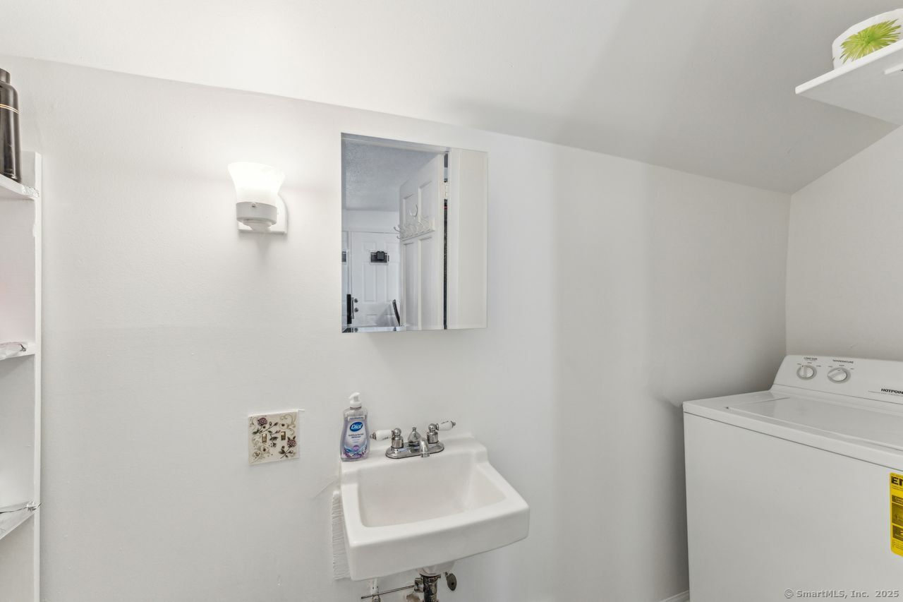 23 Market, New Haven, Connecticut 06513