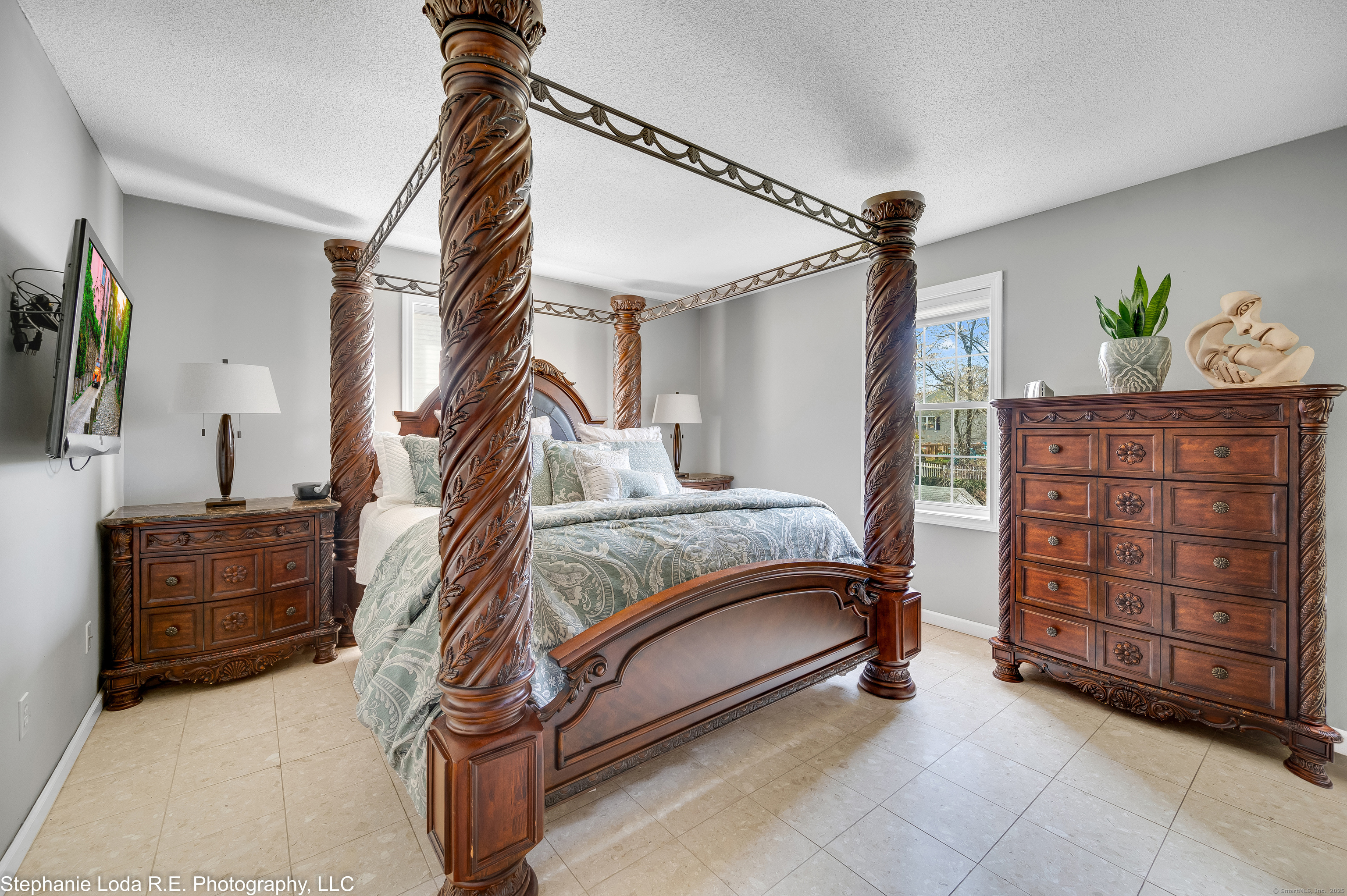 38 Benjamin, East Haven, Connecticut 06513