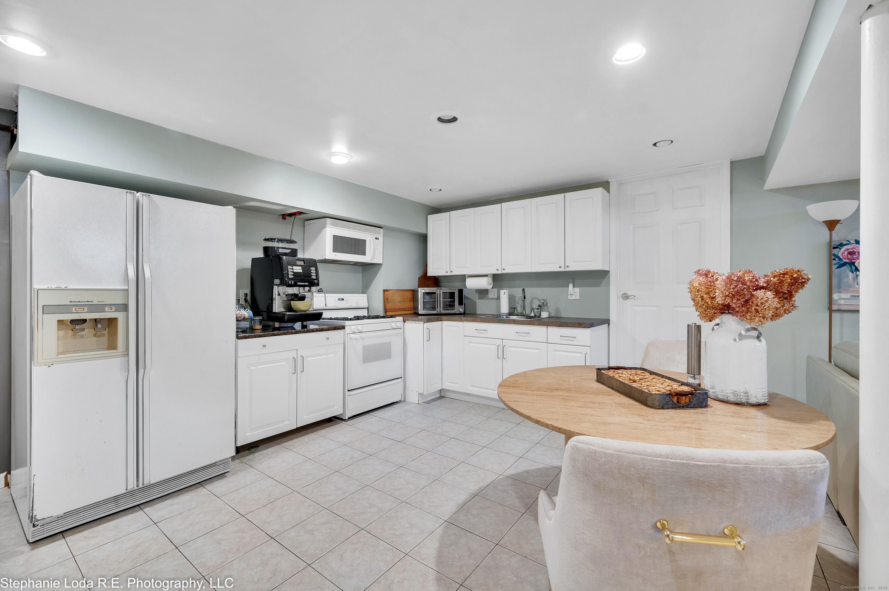 38 Benjamin, East Haven, Connecticut 06513