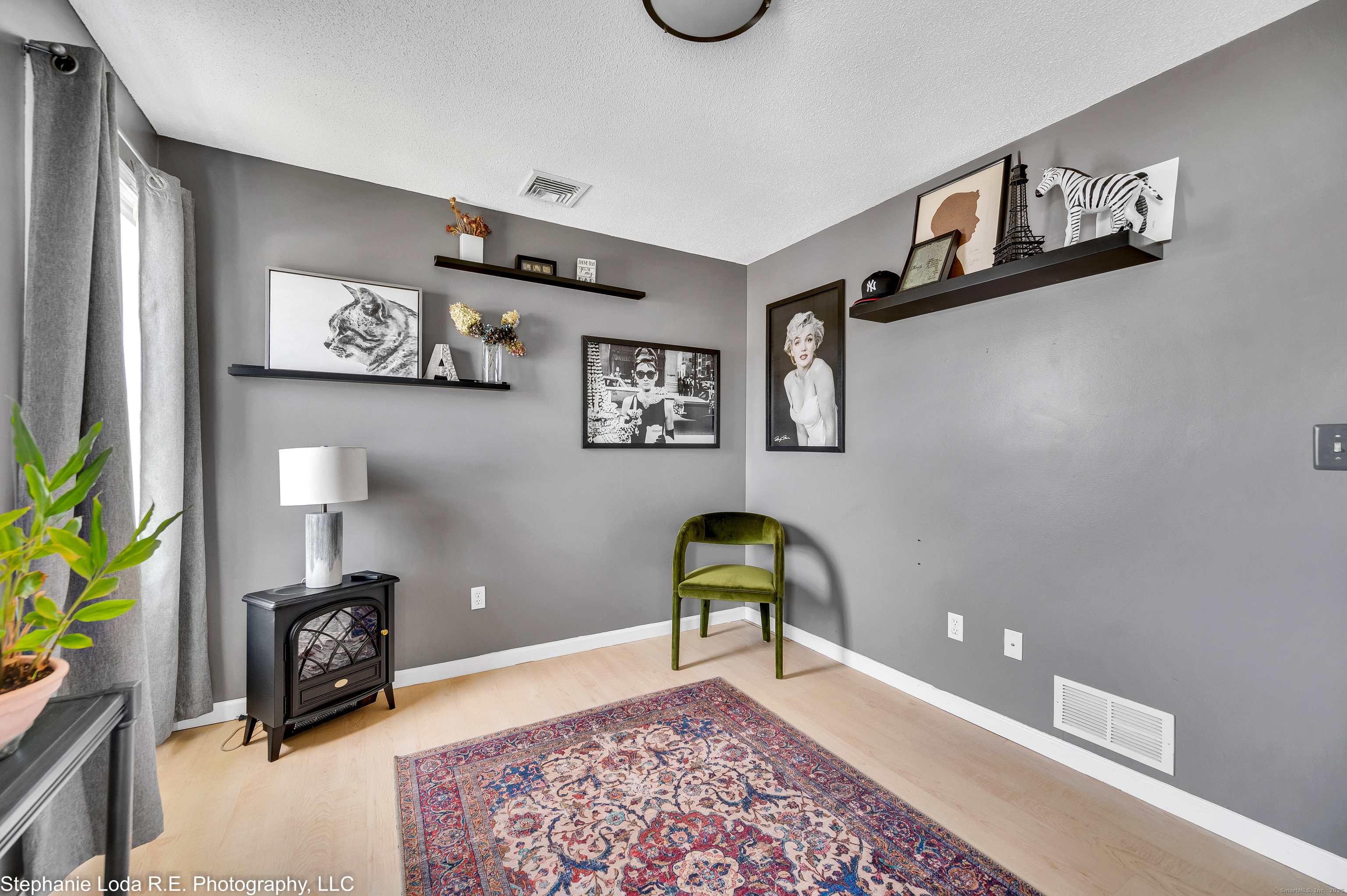 38 Benjamin, East Haven, Connecticut 06513