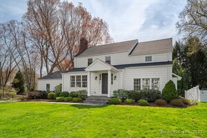 15 Lone Pine Lane
