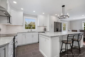 9 Jean Avenue