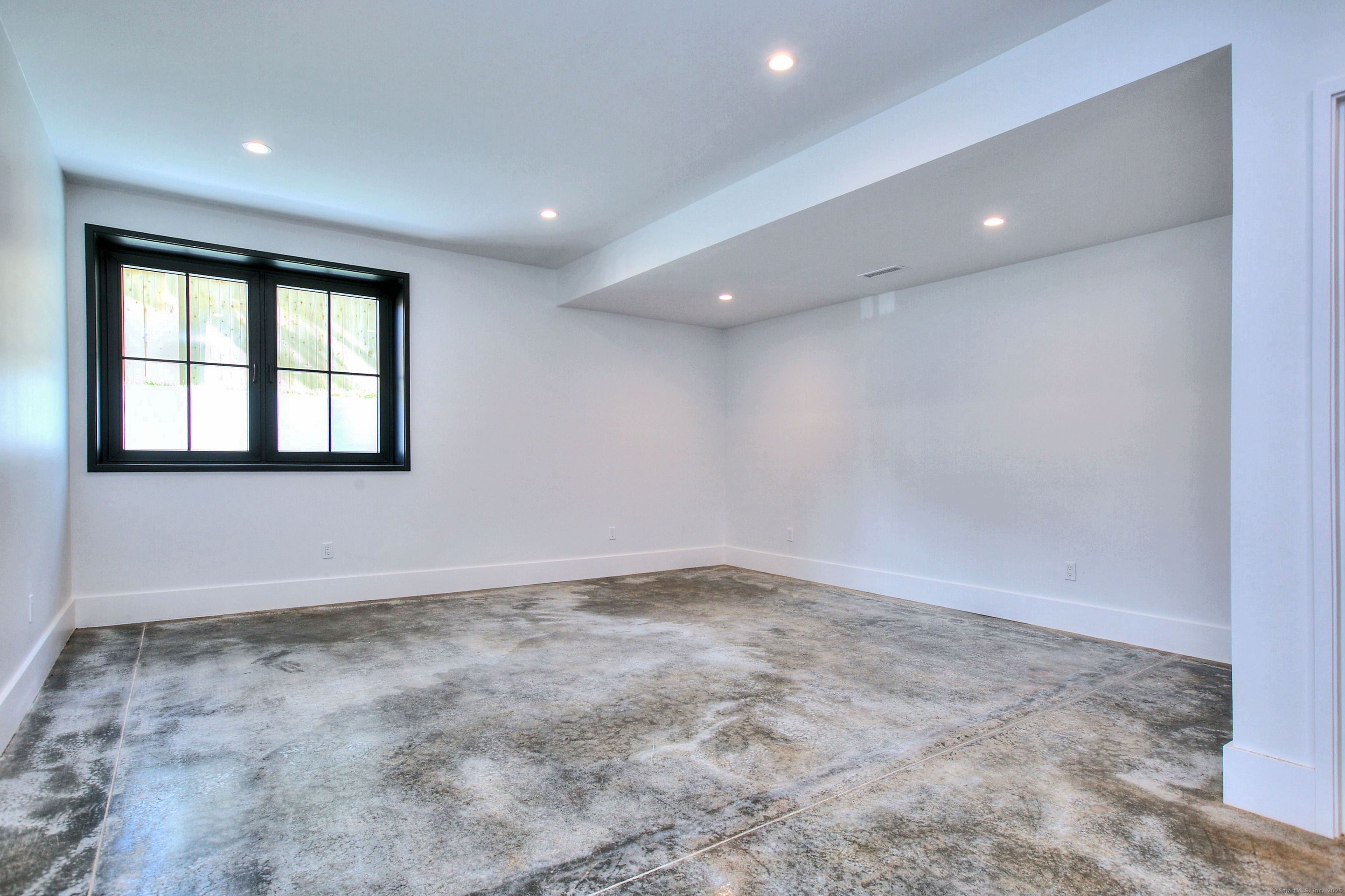 158 Compo, Westport, Connecticut 06880