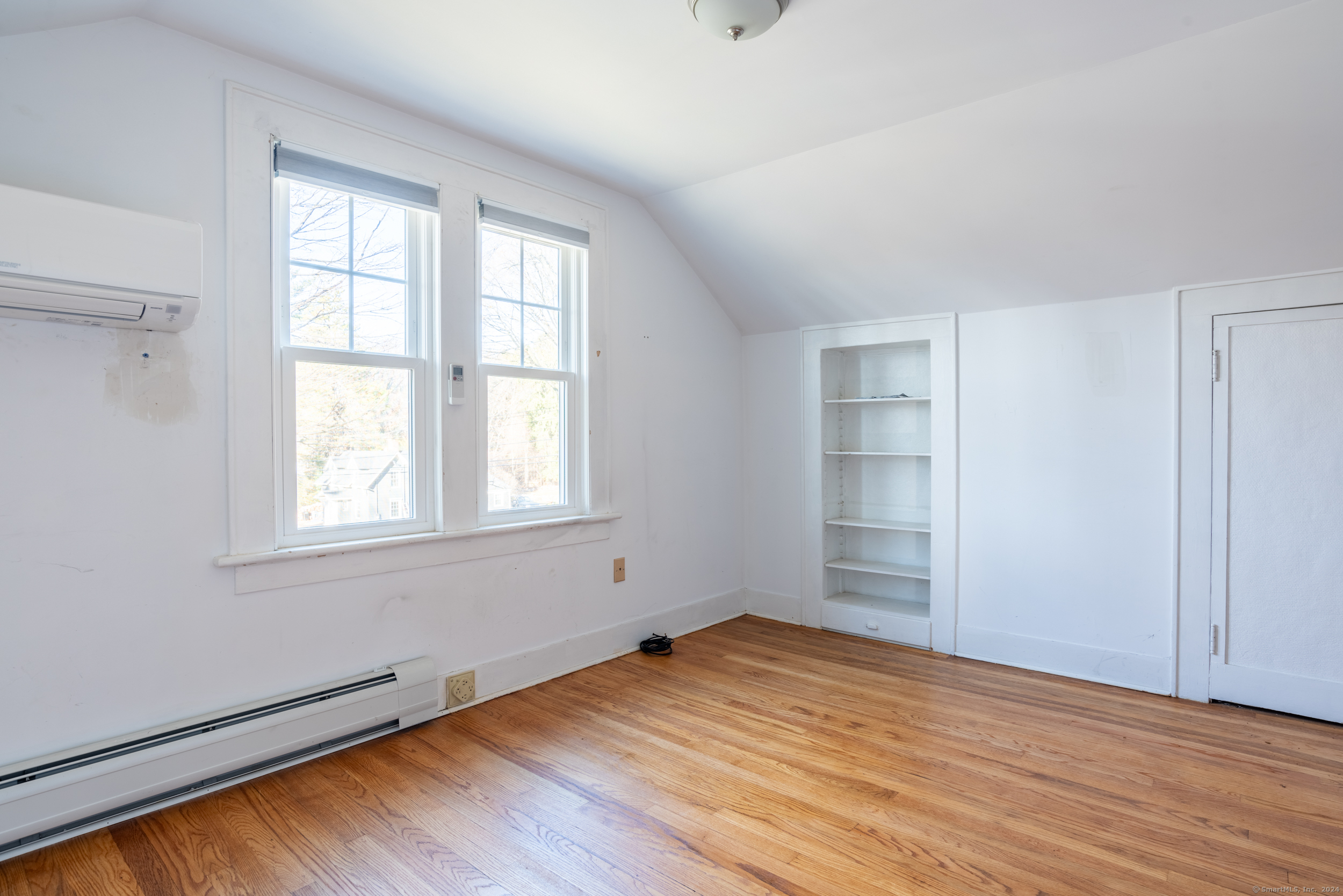 48 Jerusalem, Trumbull, Connecticut 06611