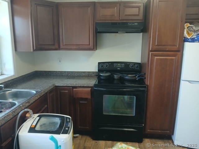 Homes for sale in Waterbury, CT | 100 Toros Ave, Waterbury, CT 06704 | MLS# 24090483