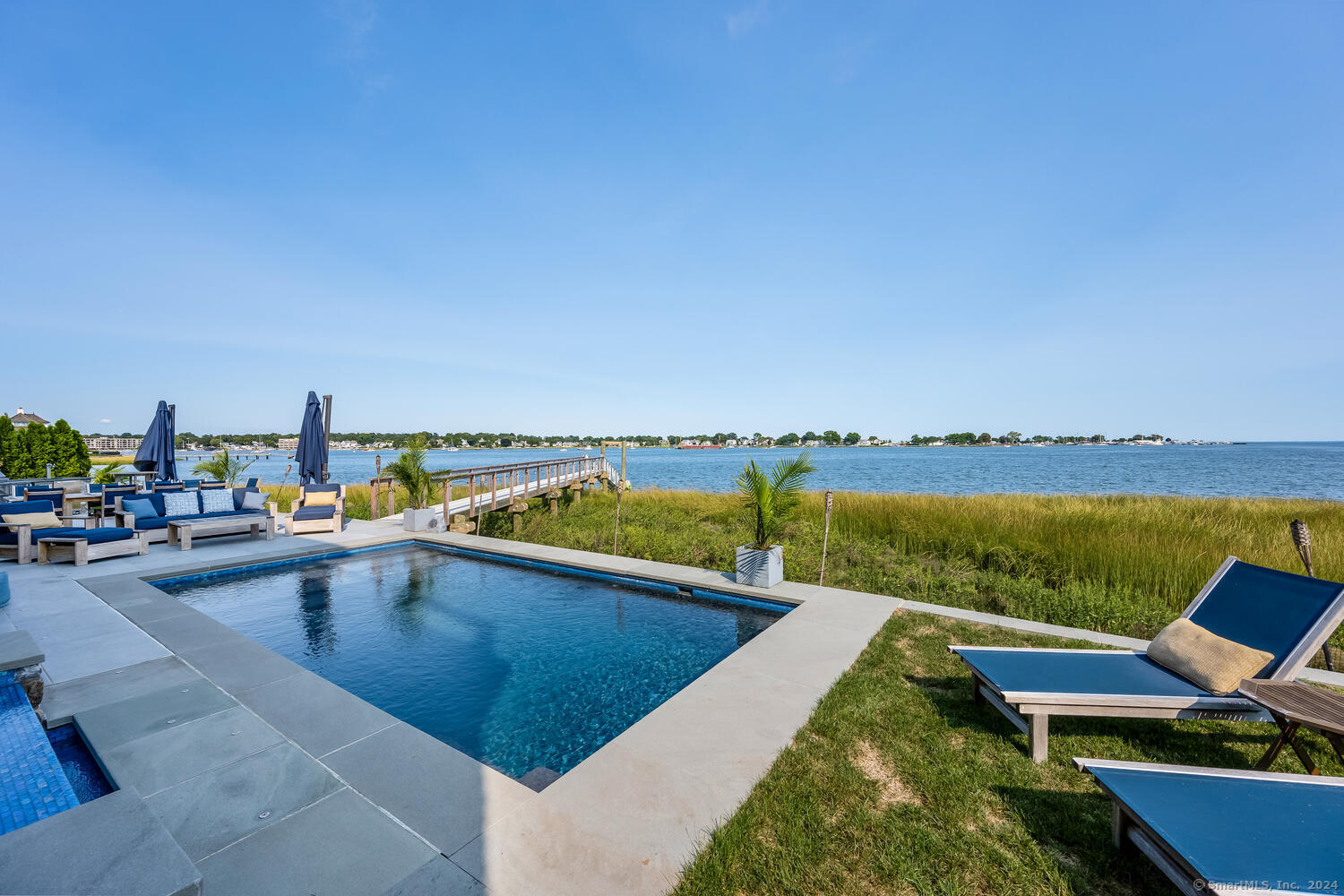 72 Shorefront, Norwalk, Connecticut 06854