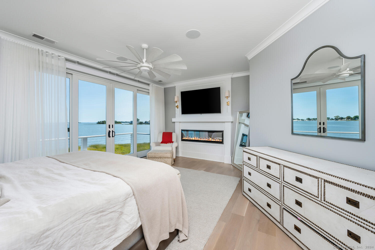 72 Shorefront, Norwalk, Connecticut 06854