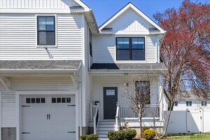 102 Old Stratfield Road