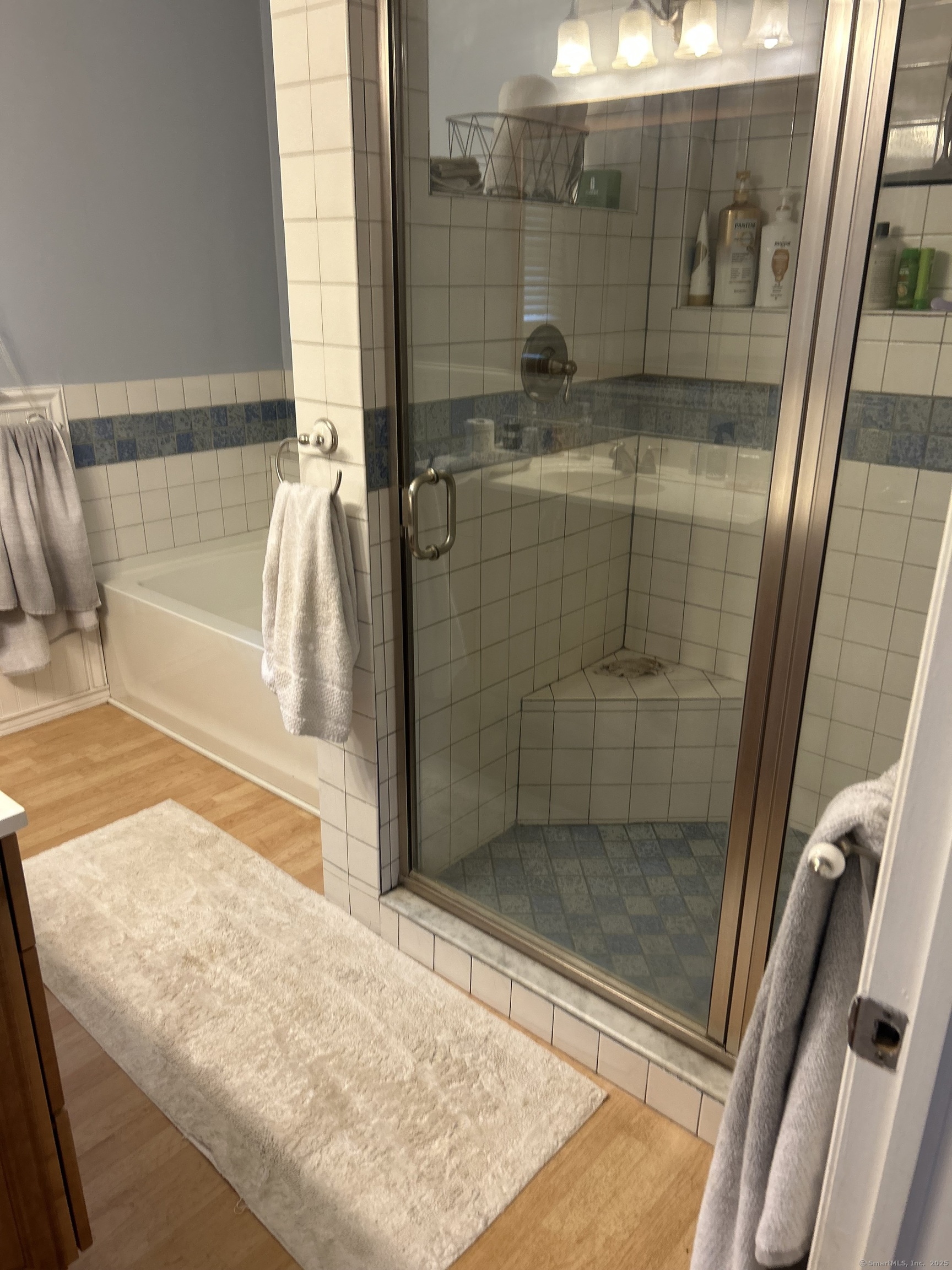 70 Oakridge, Waterbury, Connecticut 06706