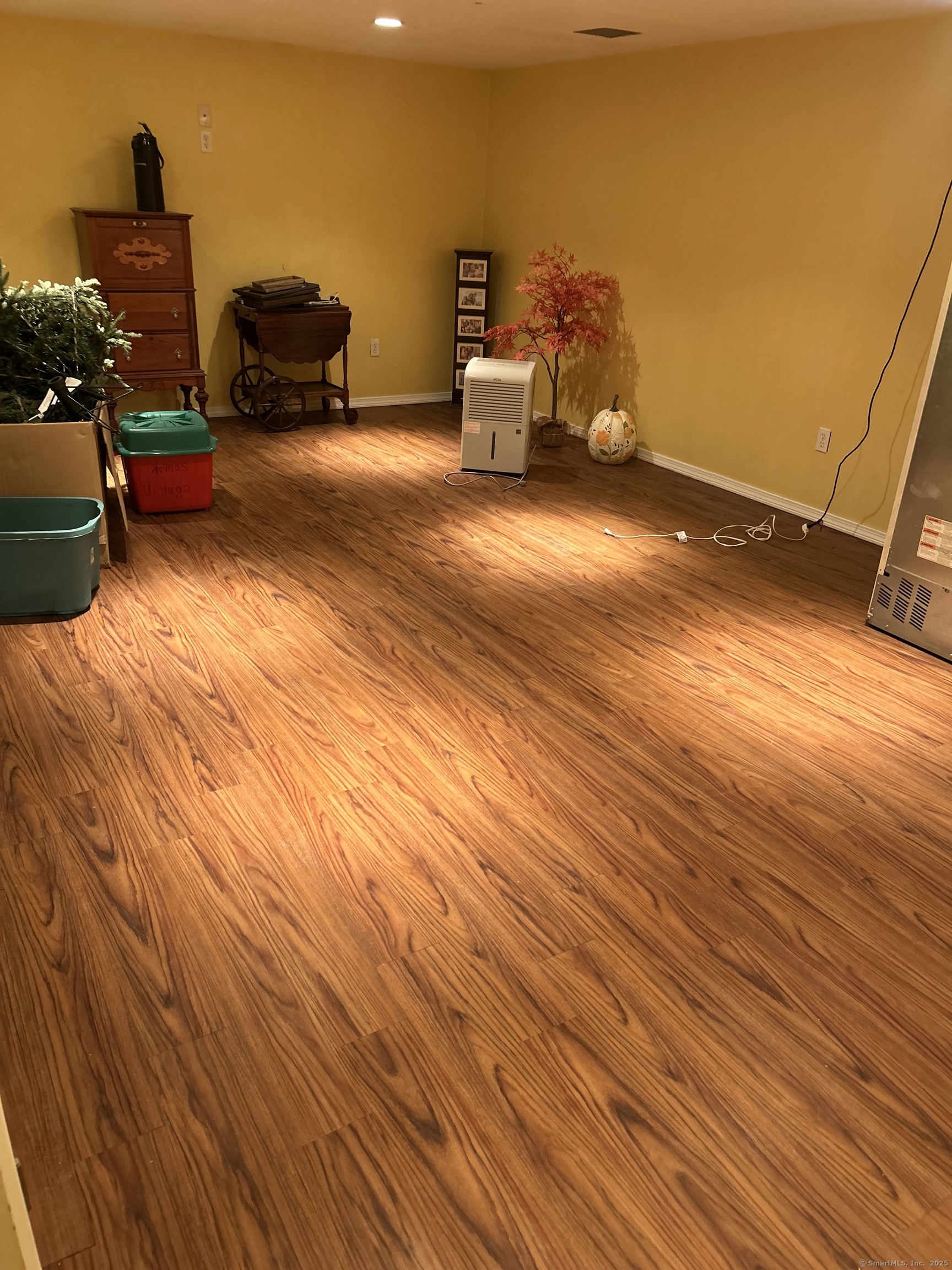 70 Oakridge, Waterbury, Connecticut 06706