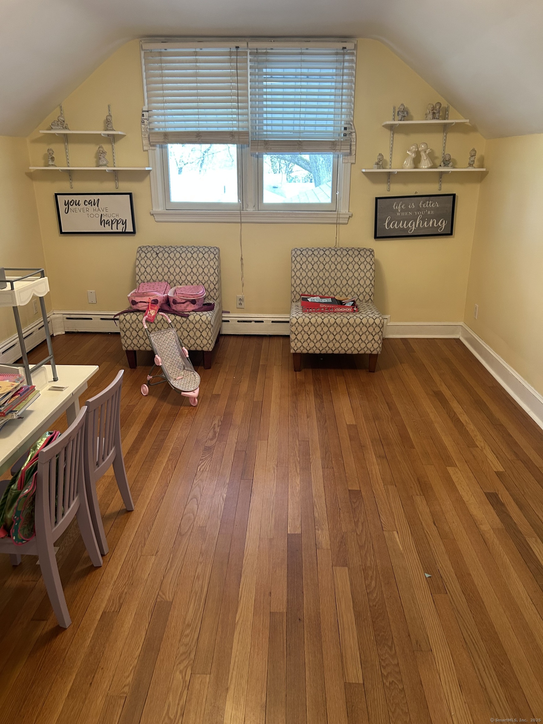 70 Oakridge, Waterbury, Connecticut 06706