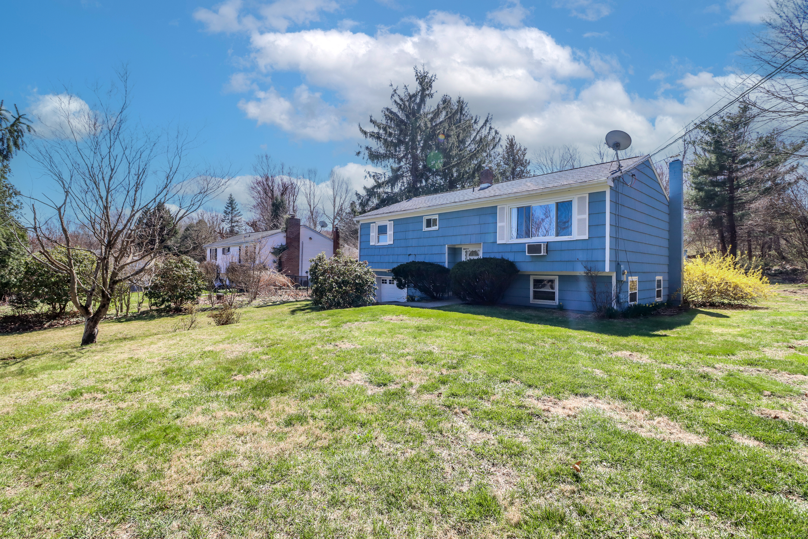20 Polaris, New Milford, Connecticut 06776