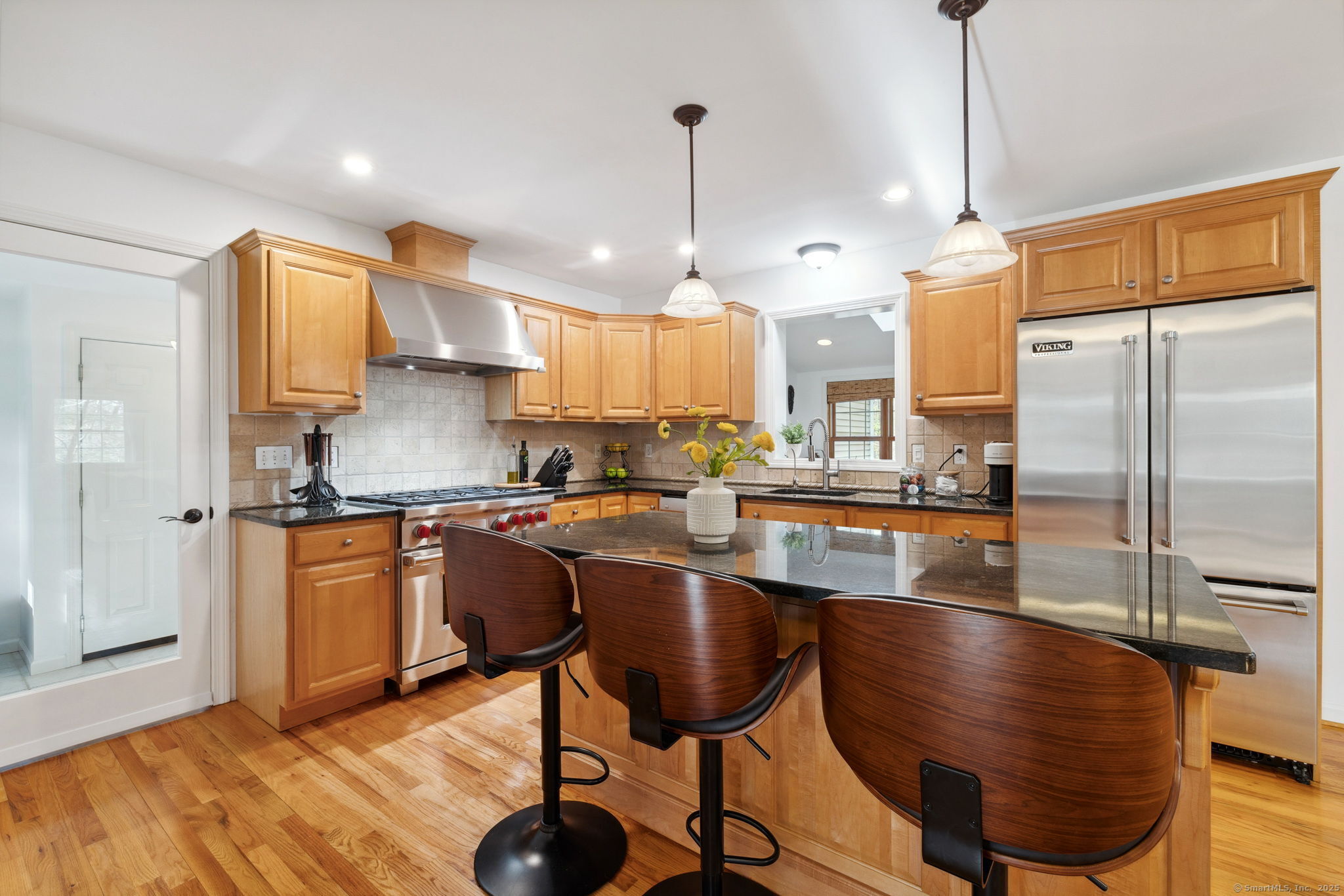 76 Horse Pond, Madison, Connecticut 06443