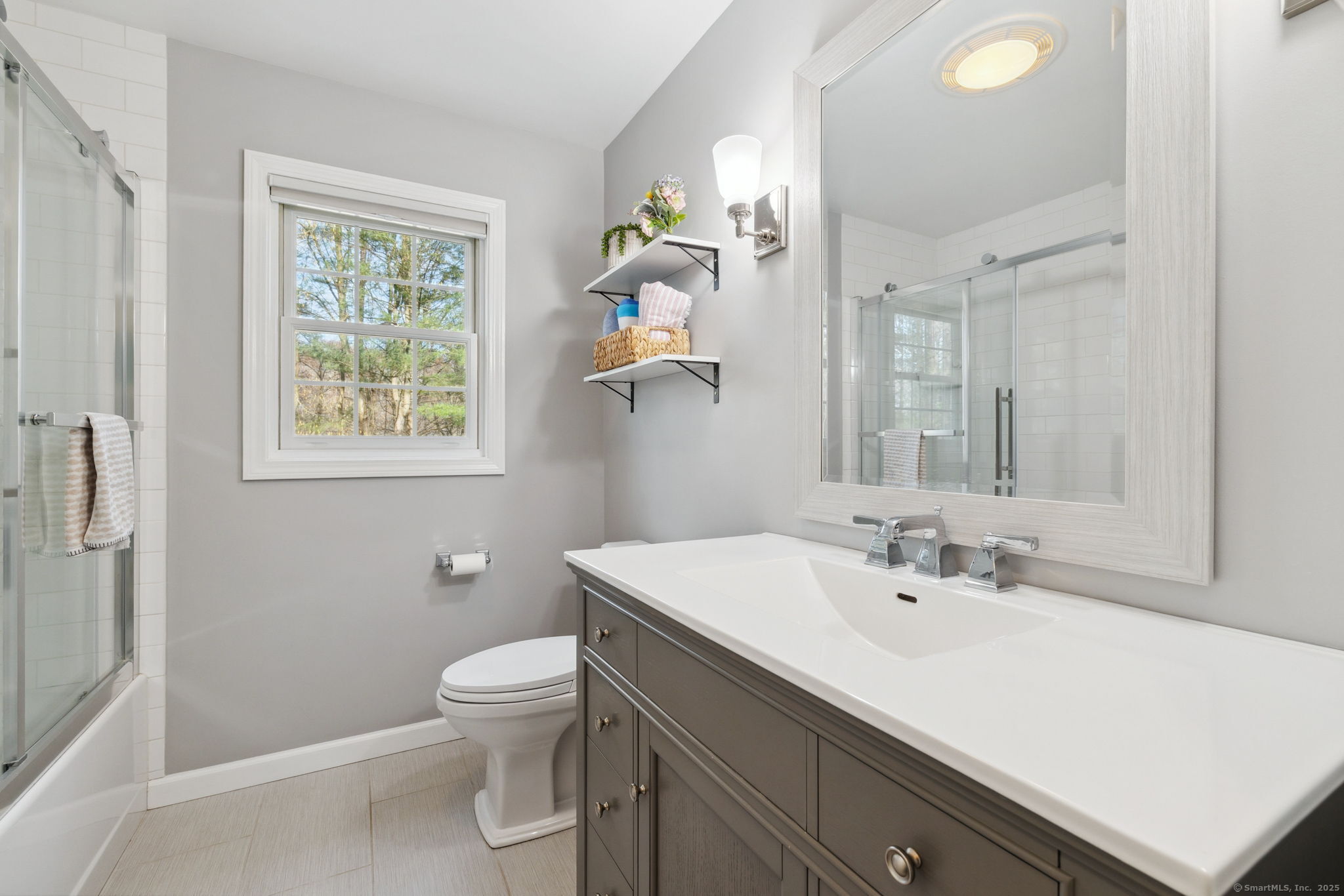 76 Horse Pond, Madison, Connecticut 06443