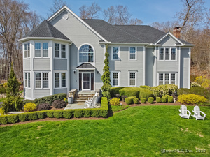 2 Autumn Ridge Road