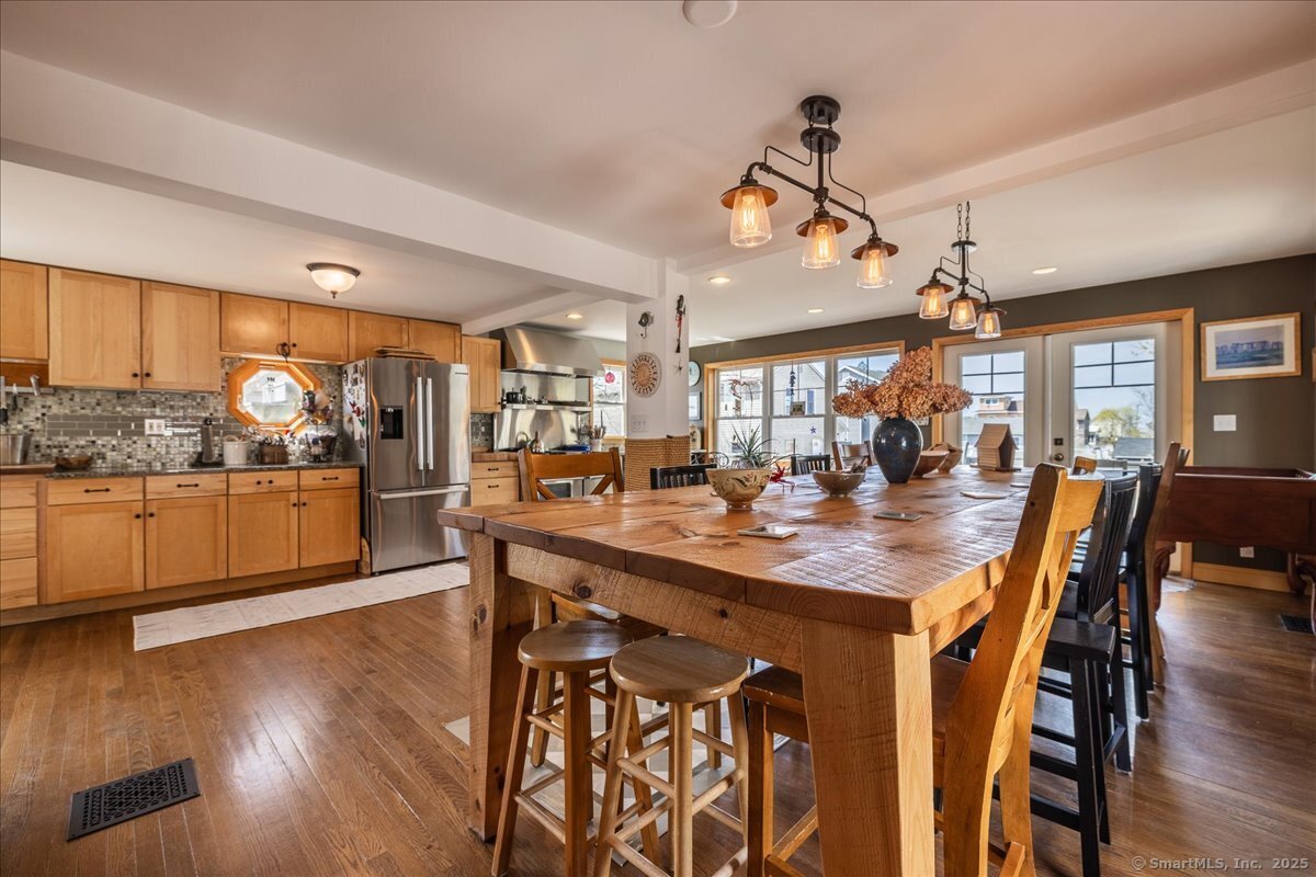38 Elaine, Milford, Connecticut 06460