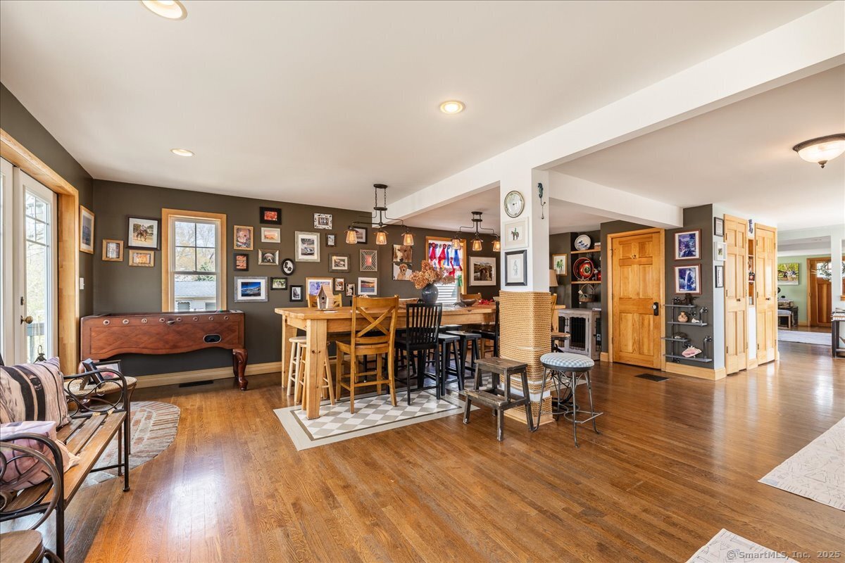 38 Elaine, Milford, Connecticut 06460
