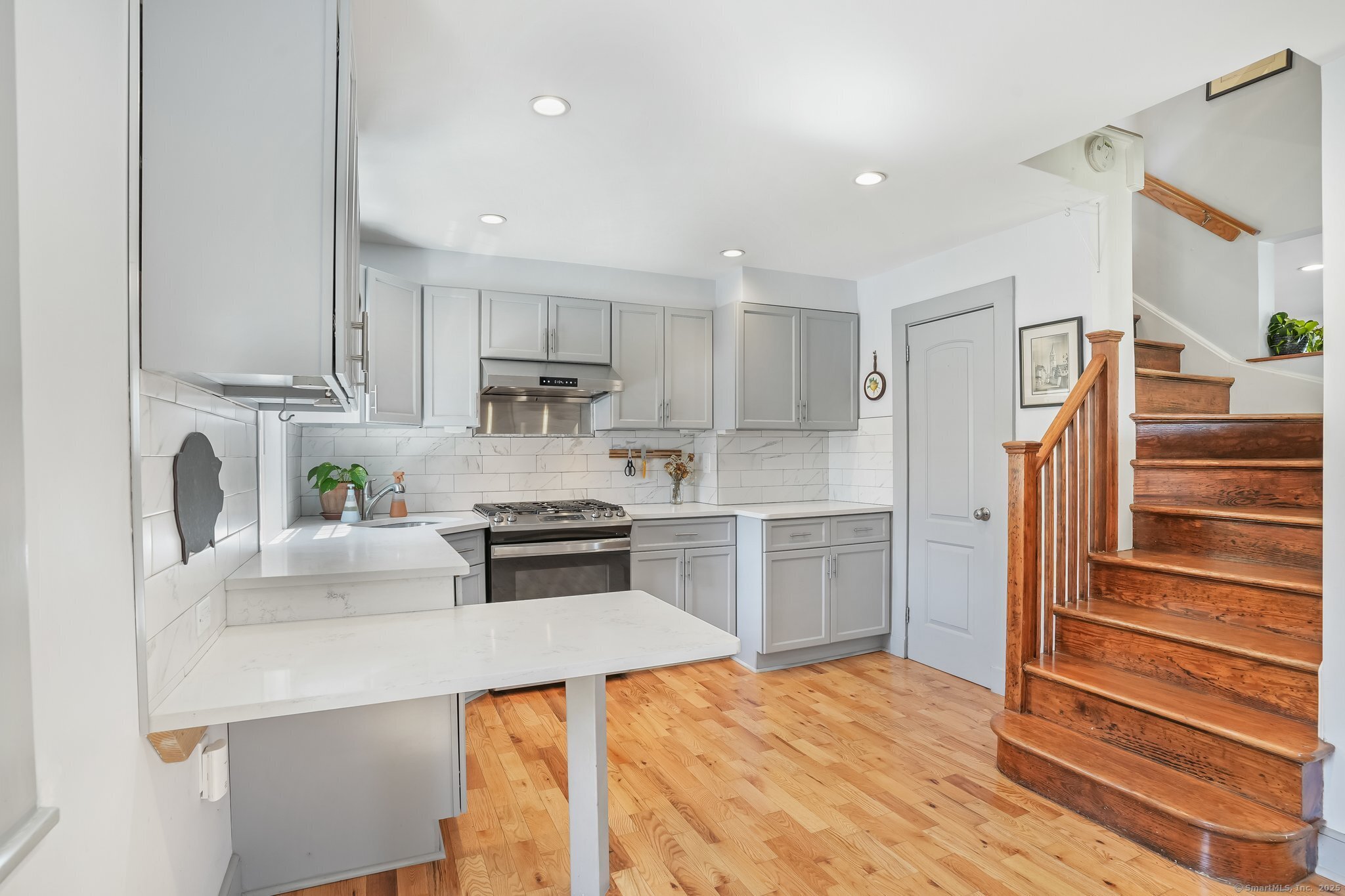 373 Iranistan, Bridgeport, Connecticut 06604