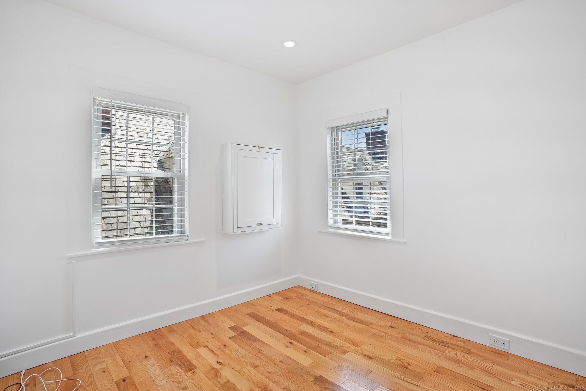 373 Iranistan, Bridgeport, Connecticut 06604