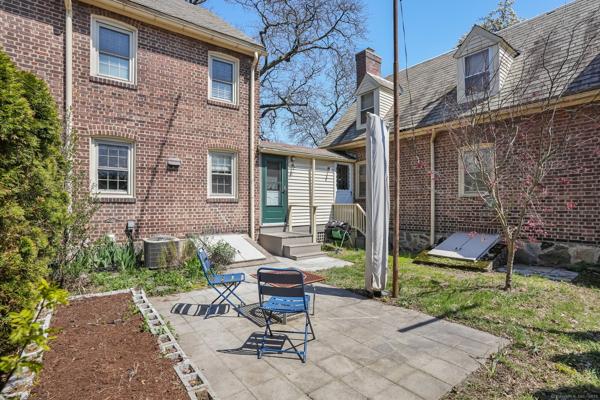373 Iranistan, Bridgeport, Connecticut 06604