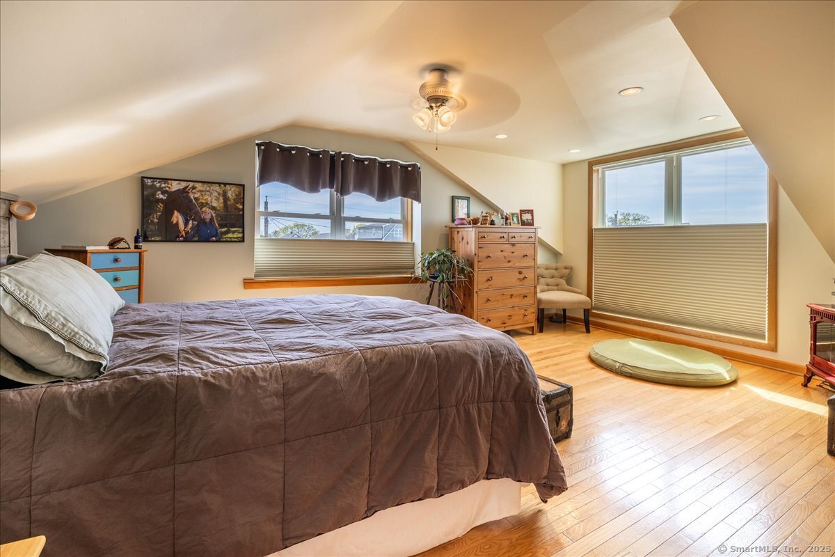 38 Elaine, Milford, Connecticut 06460