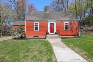 41 Parkhill Avenue