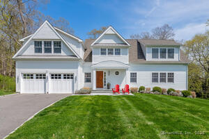 27 Richmond Drive