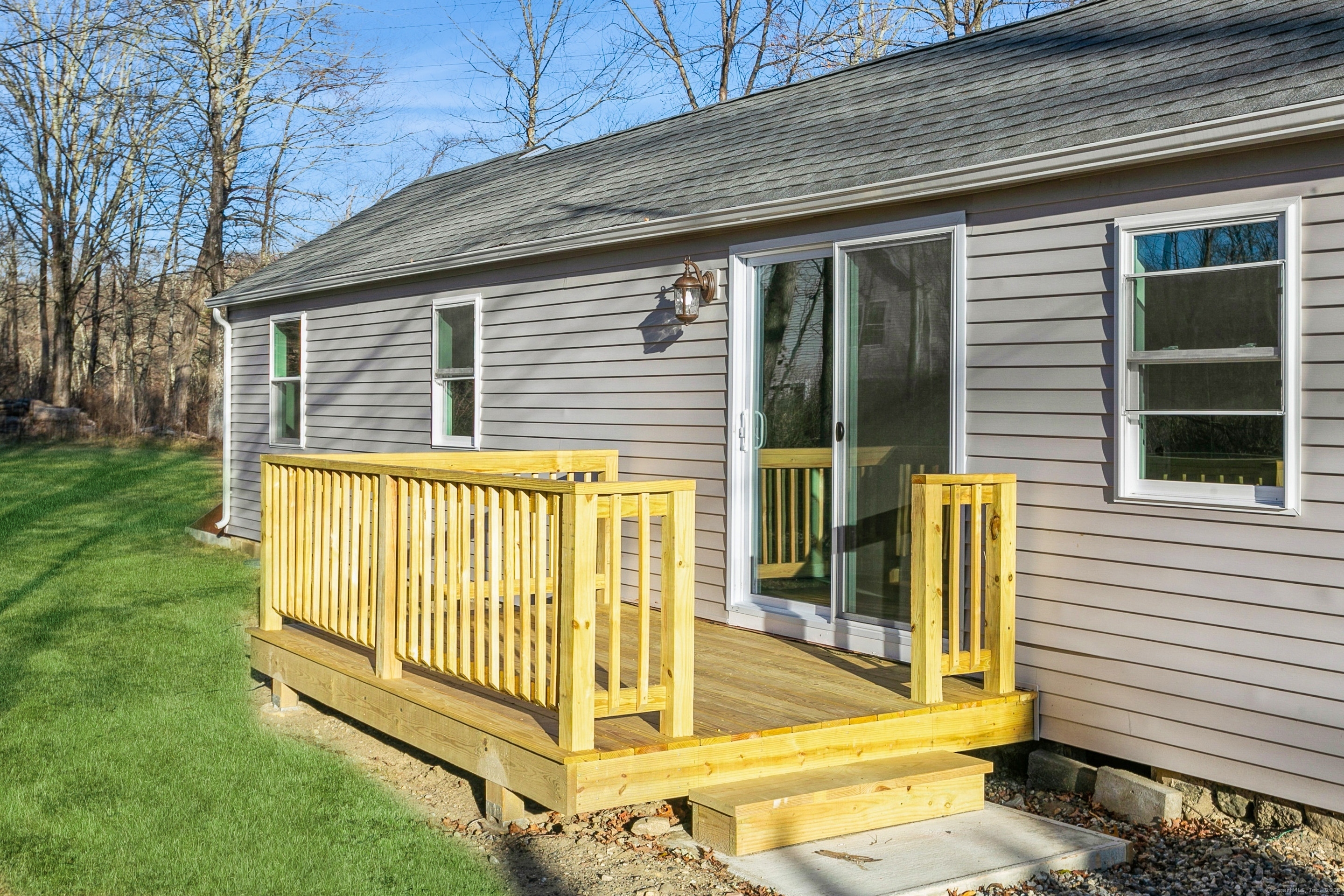 16 Old Hawleyville, Newtown, Connecticut 06470