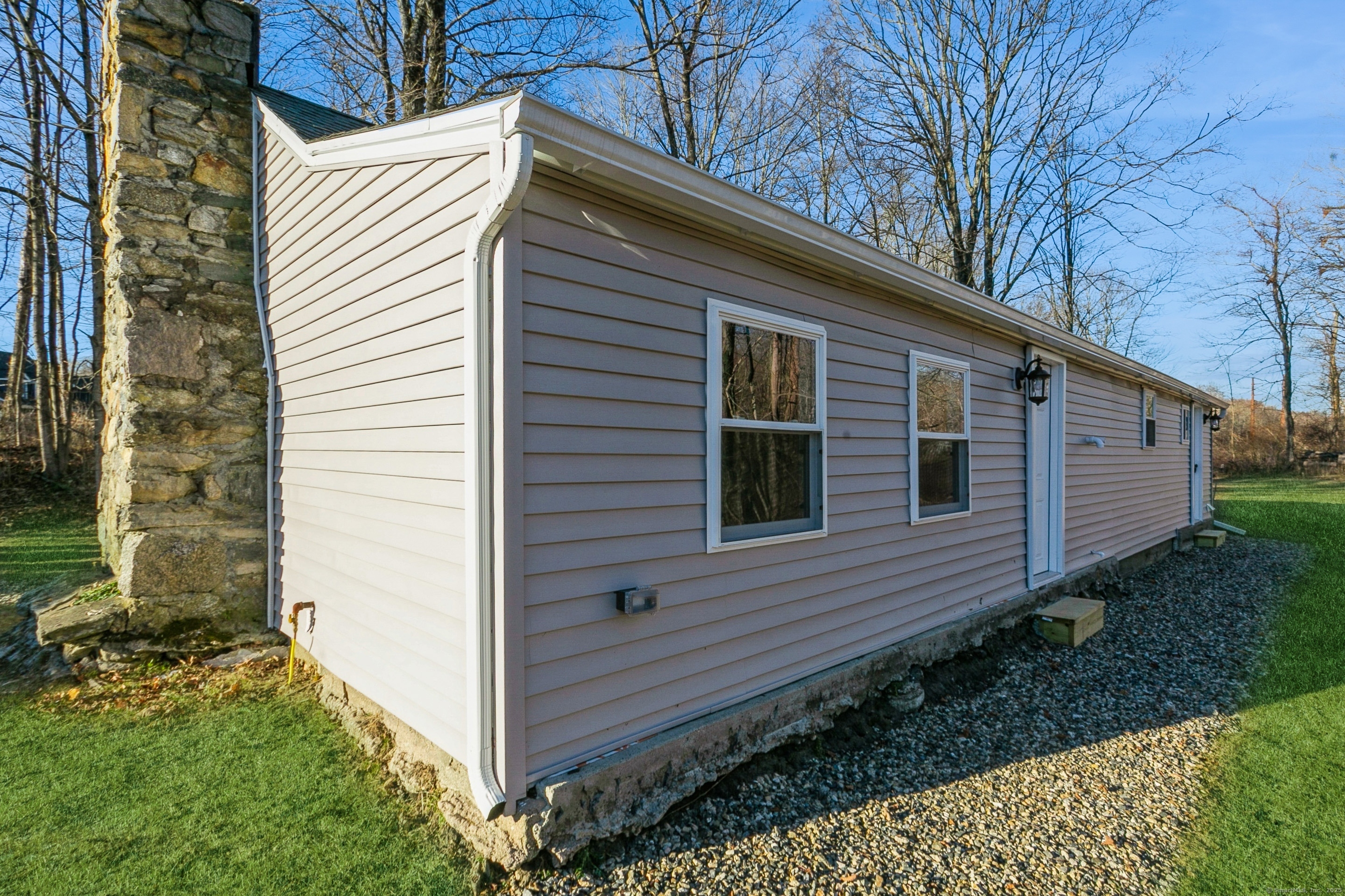 16 Old Hawleyville, Newtown, Connecticut 06470